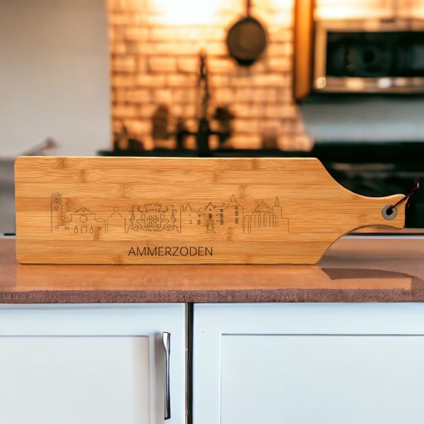 Serveerplank met skyline van Ammerzoden